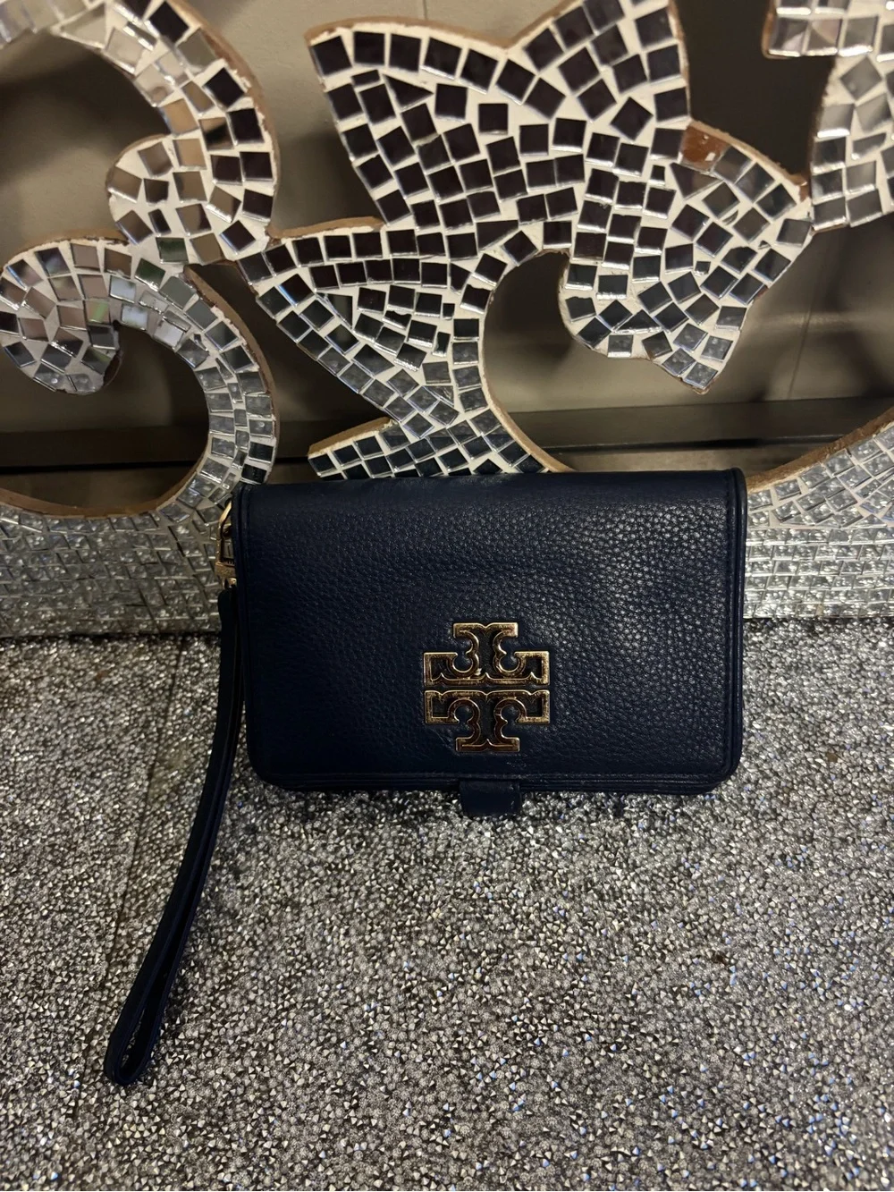 🌟Tory Burch Navy Leather Wristlet Wallet